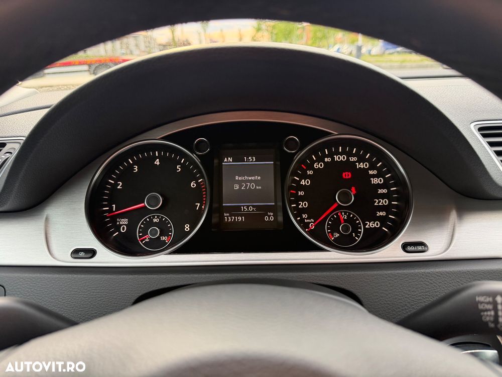 Volkswagen Passat 1.8 TSI Exclusive - 8