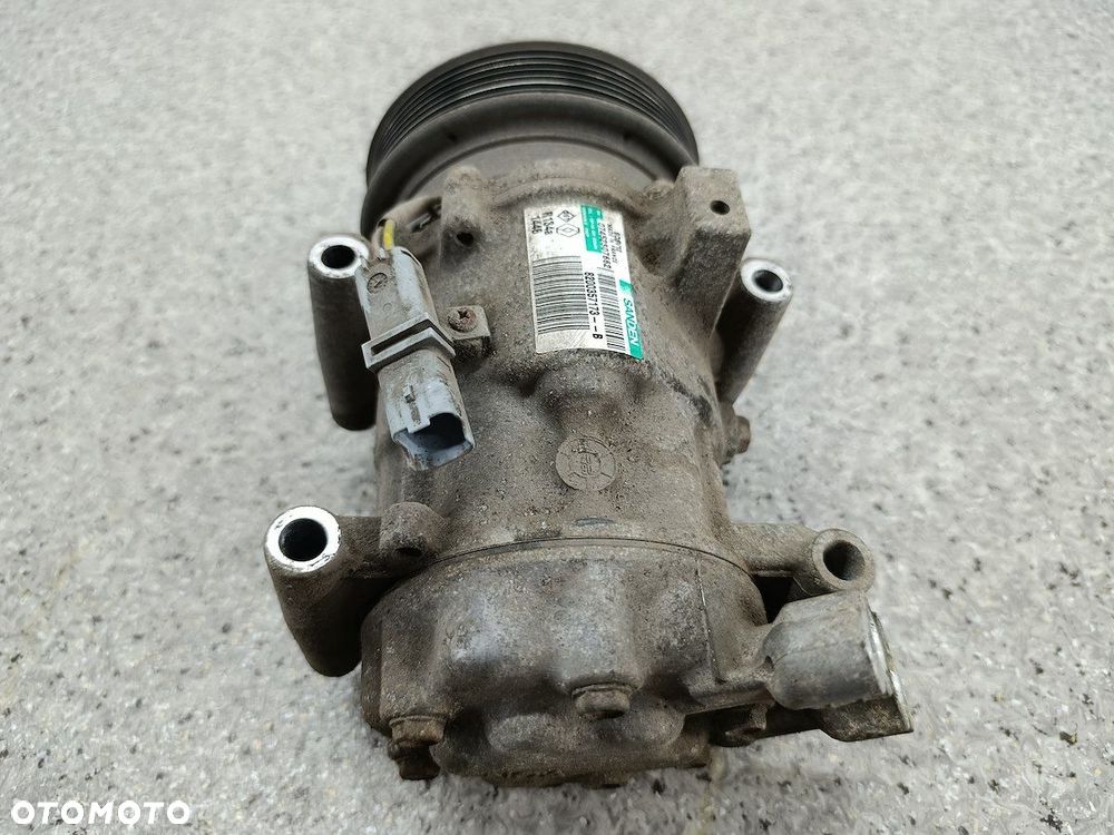 POMPA, SPRĘŻARKA KLIMATYZACJI RENAULT CLIO III 8200357173 SD6V12 1.2 16V - 5