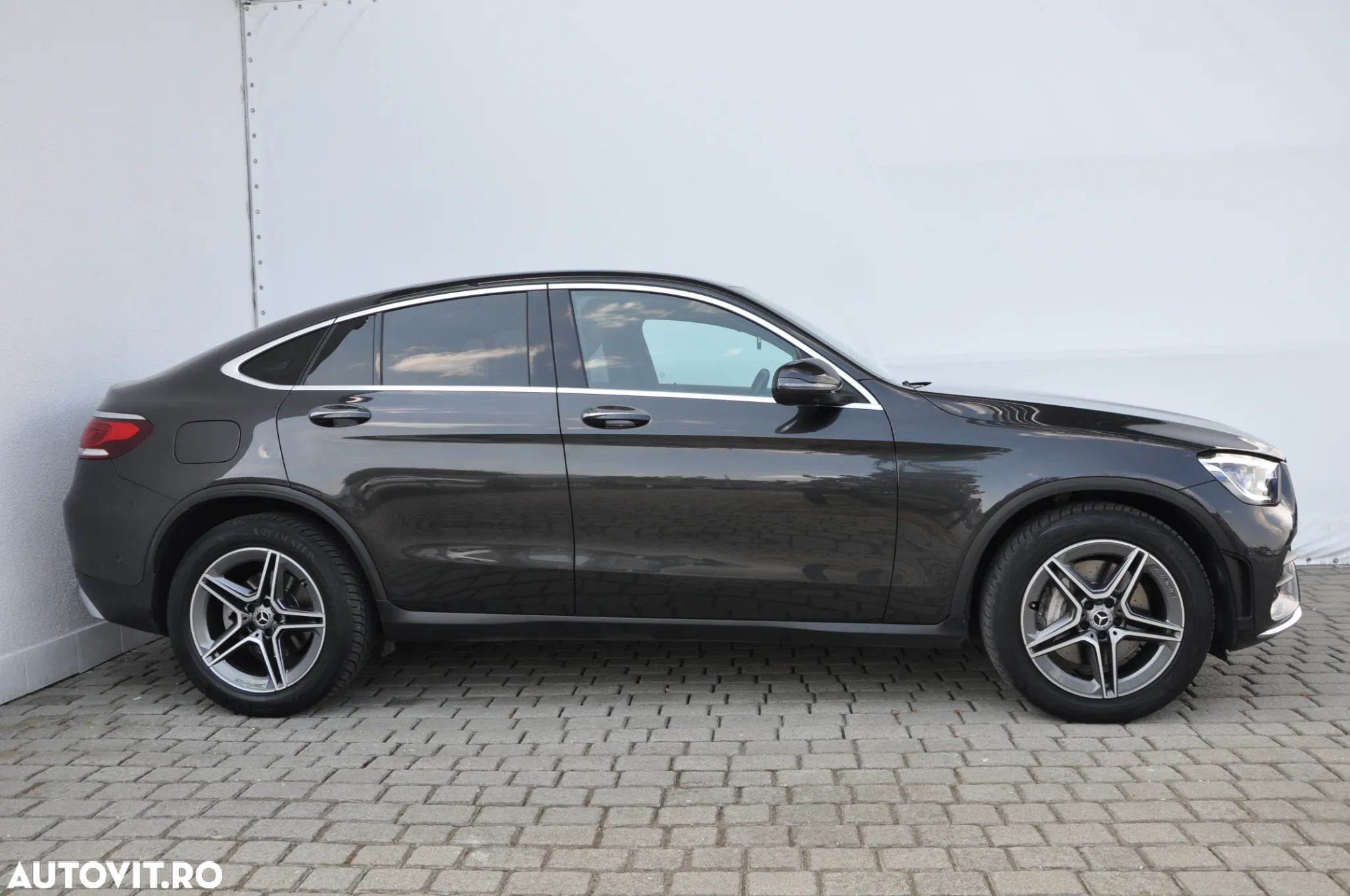 Mercedes-Benz GLC 300 d 4Matic 9G-TRONIC AMG Line Plus - 8
