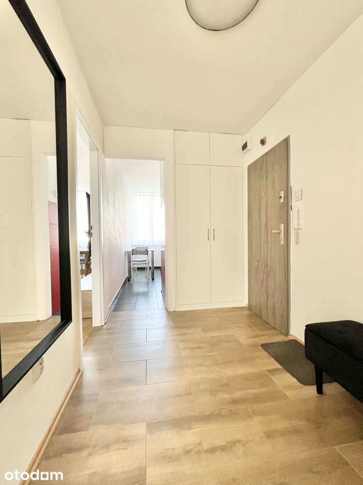 3 oddzielne pokoje 56m2  / ul. Chłodna , Wola / 6100 zł z czynszem