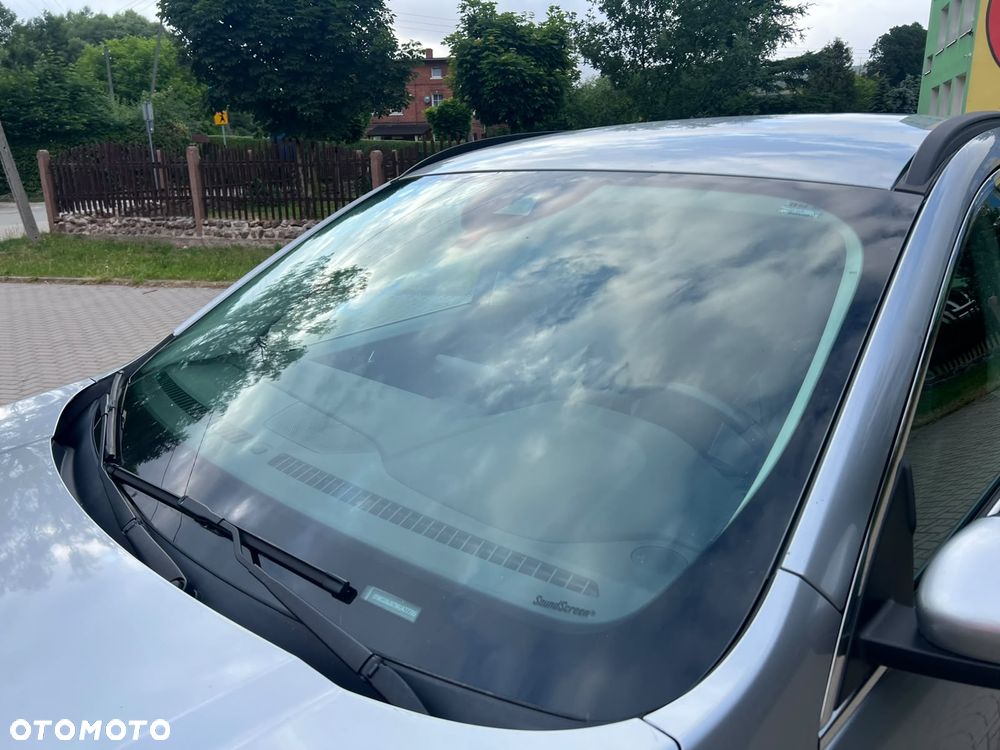 Ford Escape 2.0 EcoBoost AWD Titanium - 5