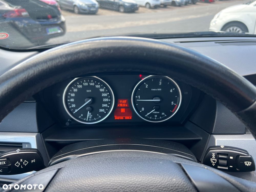 BMW Seria 5 - 33