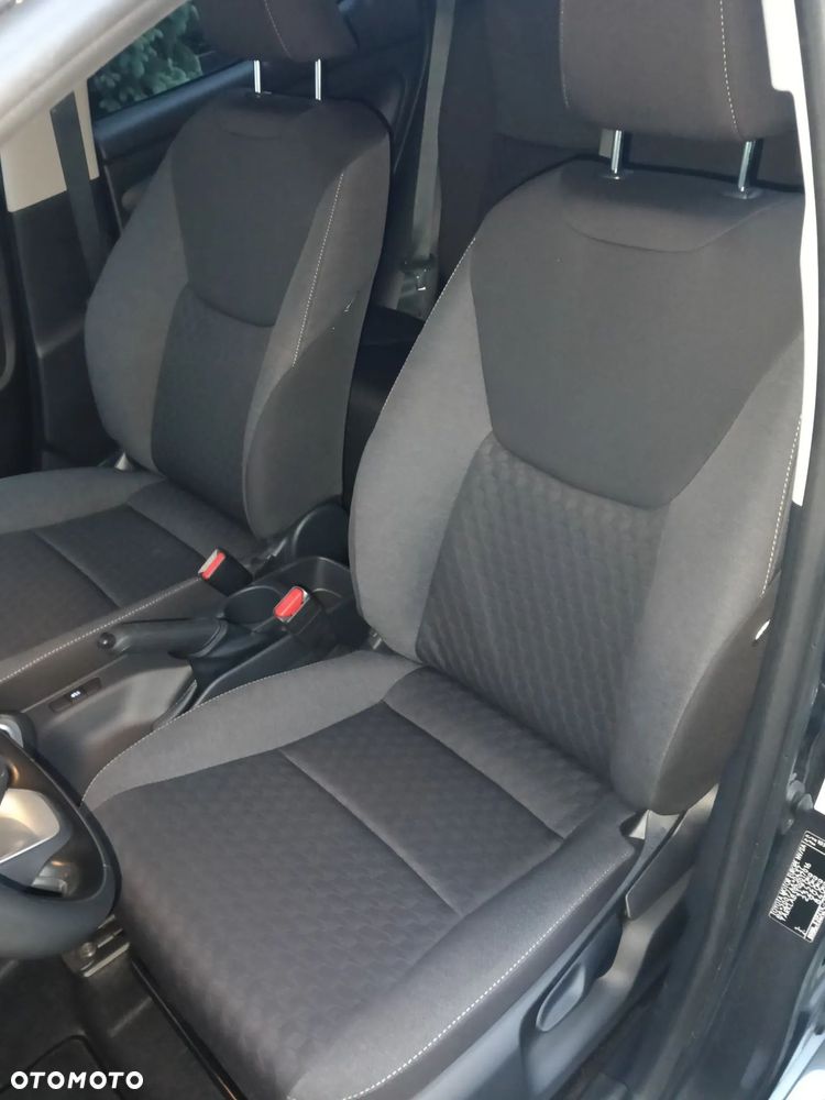 Toyota Yaris 1.0 Premium - 27