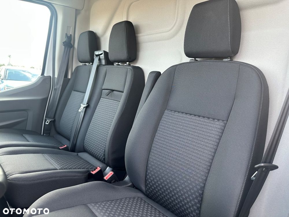 Ford Transit - 10
