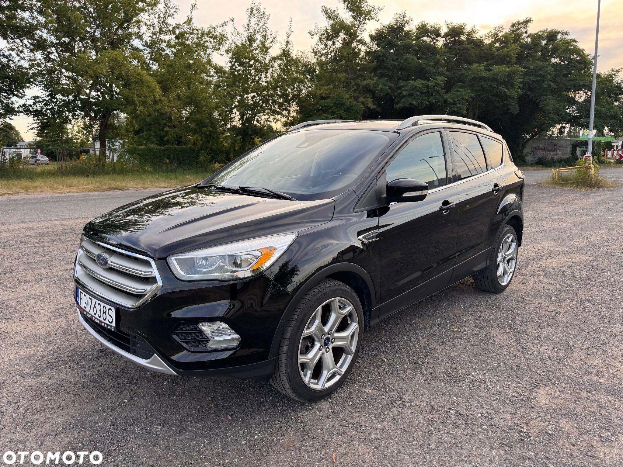 Ford Escape 2.0 EcoBoost AWD Titanium - 1