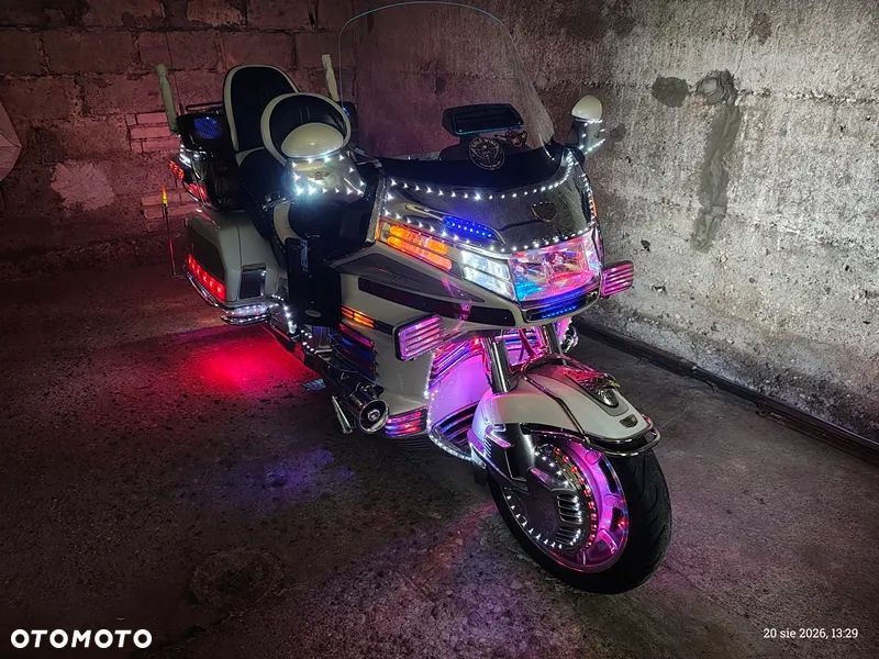 Honda GL - 16