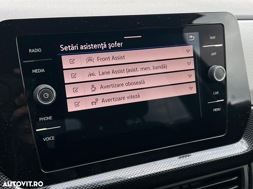 Volkswagen T-Cross 1.0 TSI DSG Advanced - 18