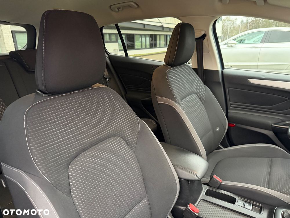 Ford Focus SW 1.0 EcoBoost S&S TITANIUM - 24