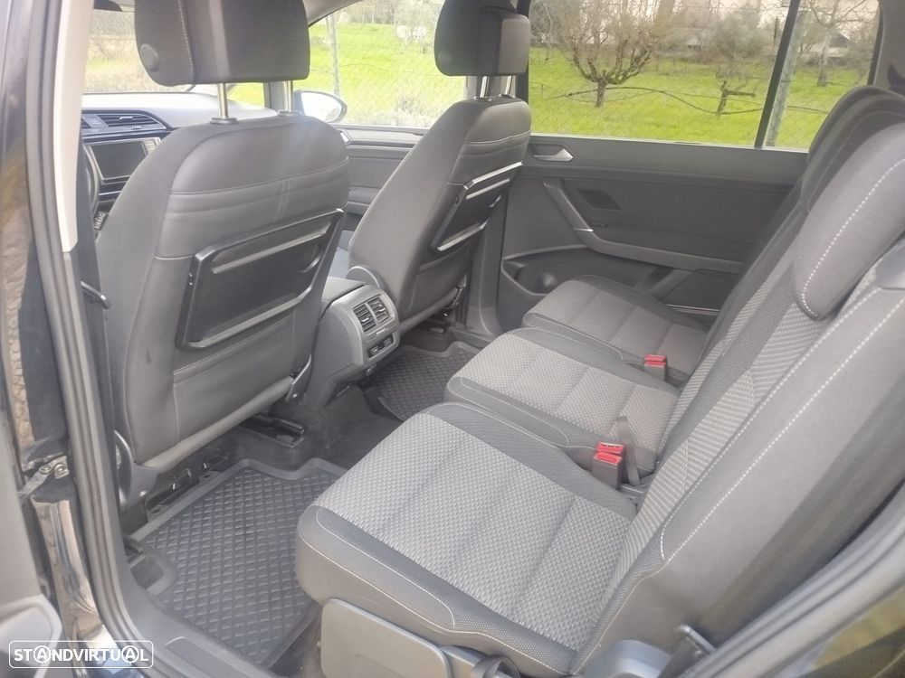 VW Touran 1.6 TDI Confortline DSG - 15
