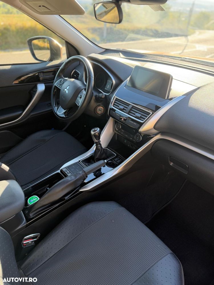 Mitsubishi Eclipse-Cross - 4