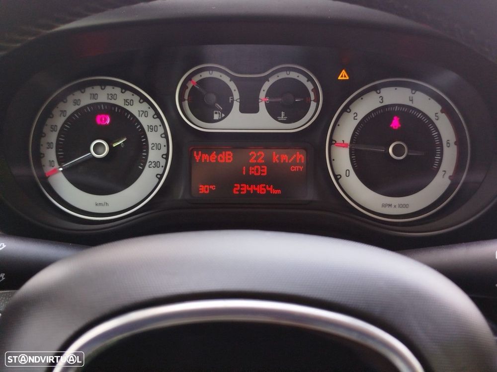 Fiat 500L 1.3 MJ Trekking S&S - 20