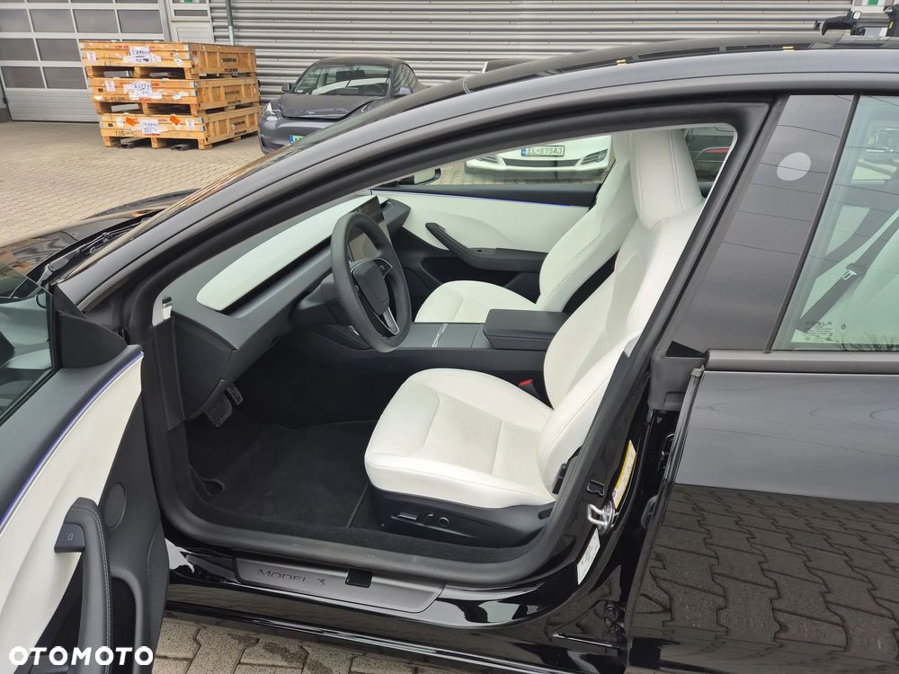 Tesla Model 3 Long Range AWD - 14