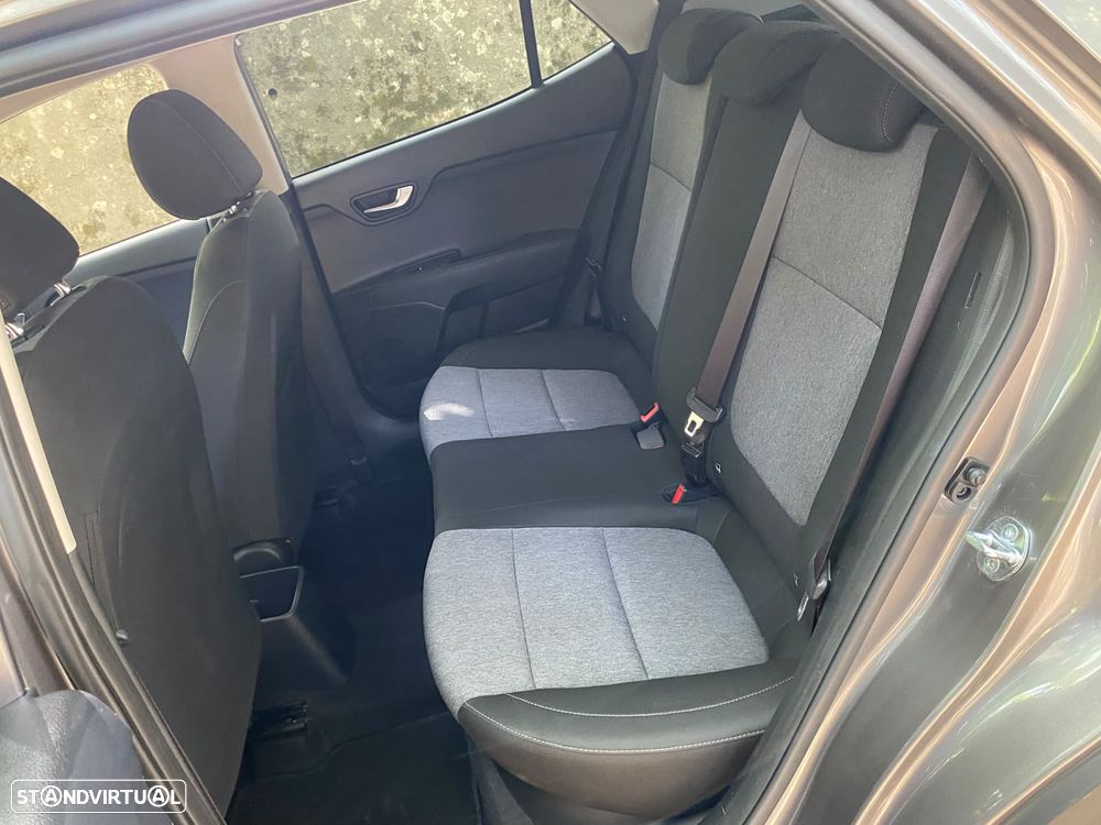 Kia Stonic 1.2 MPi Vibe - 25