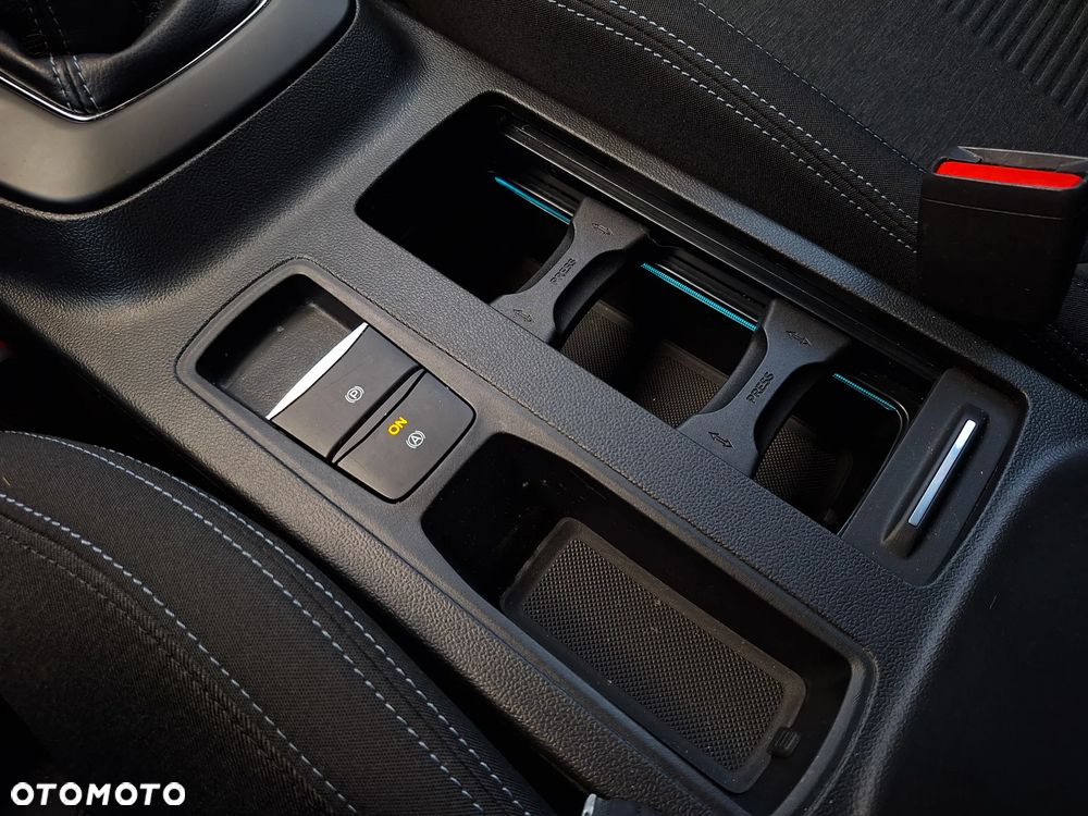 Ford Focus 1.5 EcoBoost Active Business - 35