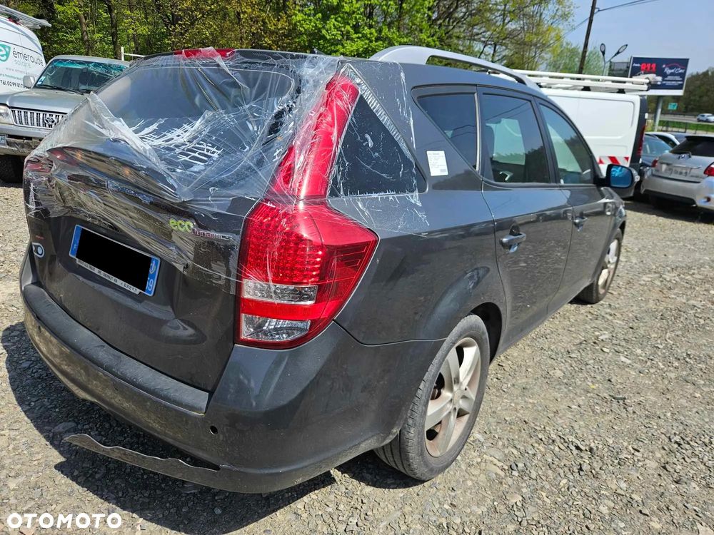 Kia Ceed Cee'd 1.6 Crdi Comfort + - 9