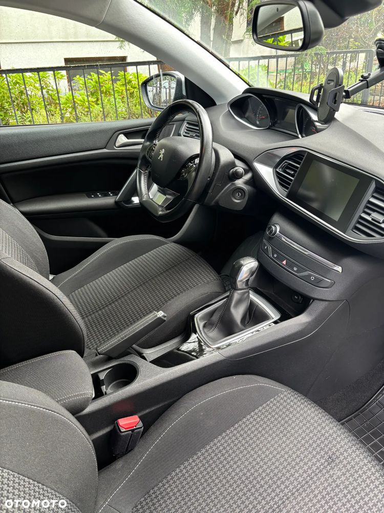 Peugeot 308 PureTech 110 Stop & Start Active - 9