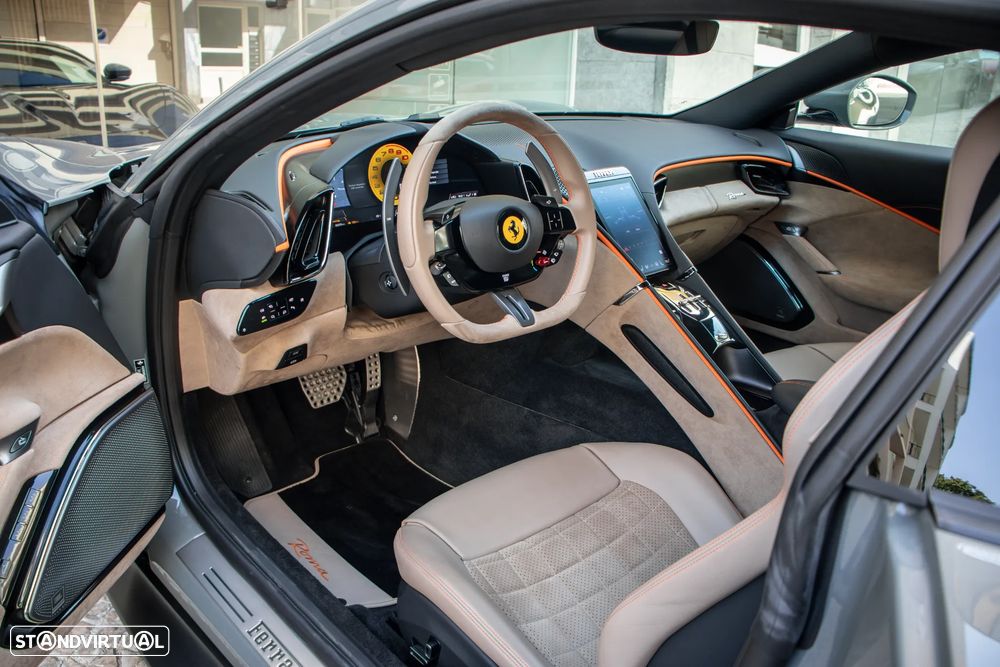 Ferrari Roma 3.9 Twin-Turbo V8 - 10