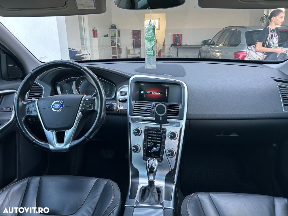 Volvo XC 60 D4 VEA Start-Stop Ocean Race - 4
