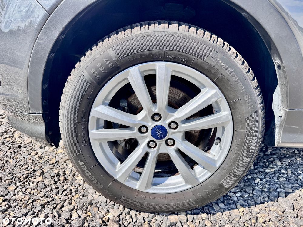 Ford Kuga - 9