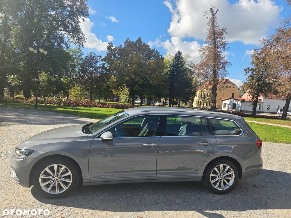 Volkswagen Passat 2.0 TDI SCR Style DSG - 11