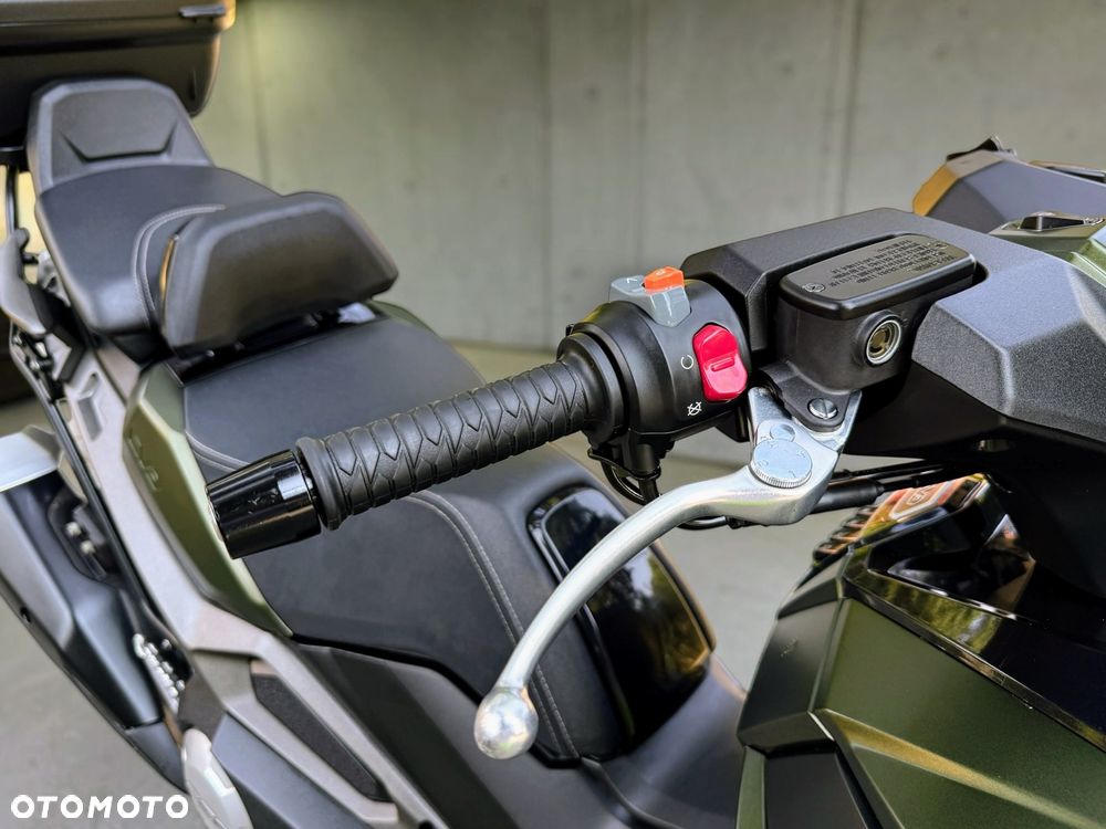 Kymco CV3 - 10