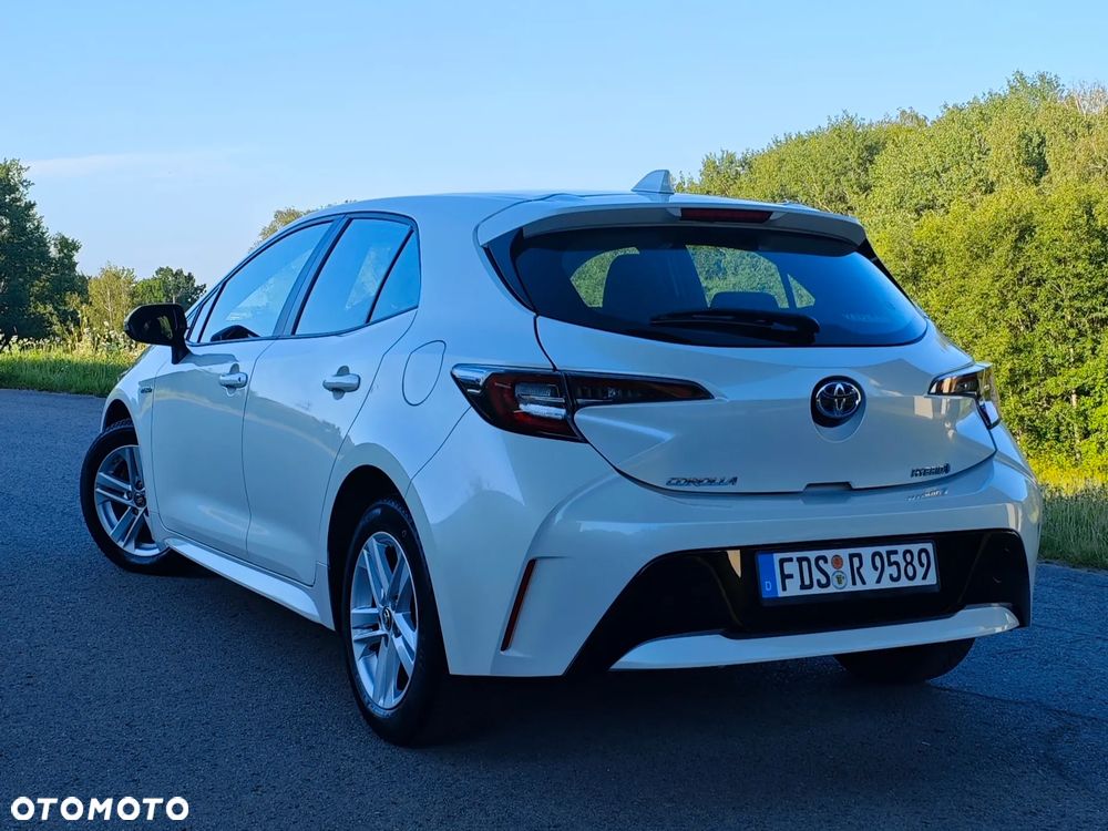 Toyota Corolla 1.8 Hybrid Comfort - 18