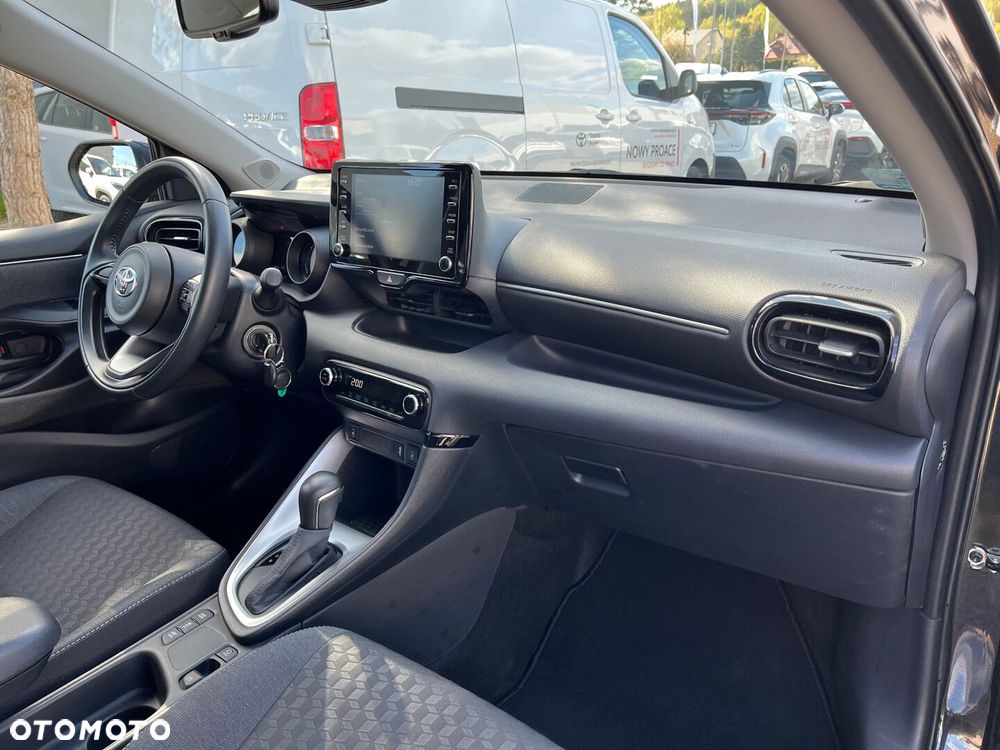 Toyota Yaris - 6