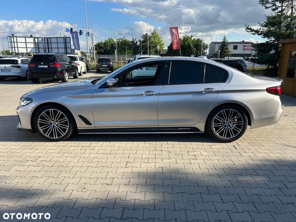 BMW Seria 5 530i xDrive M Sport sport - 9