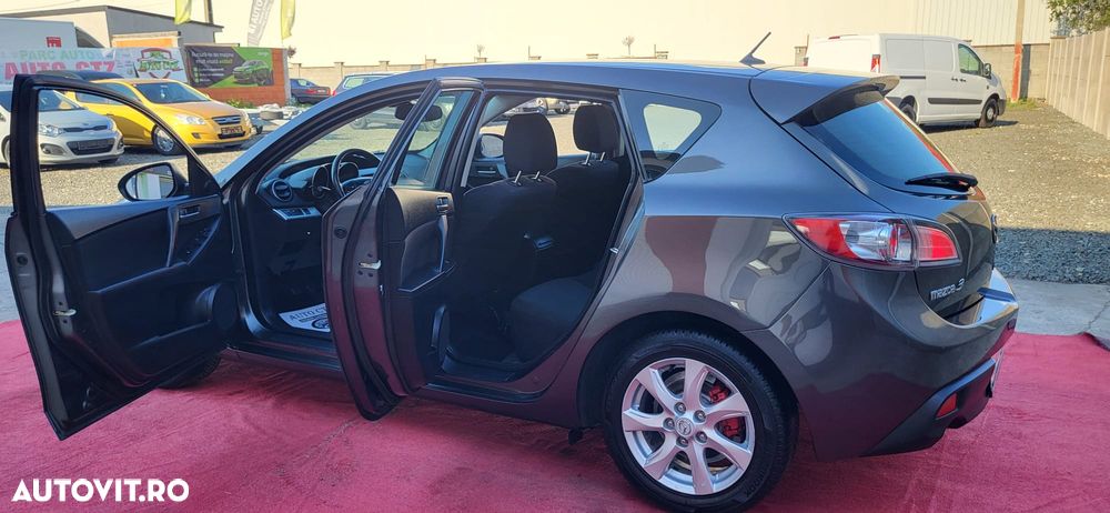 Mazda 3 1.6i CE - 28