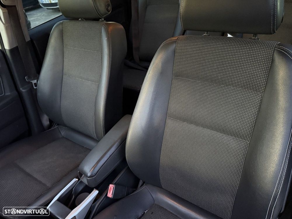Opel Zafira 1.7 CDTI ecoFLEX — fotografia 14