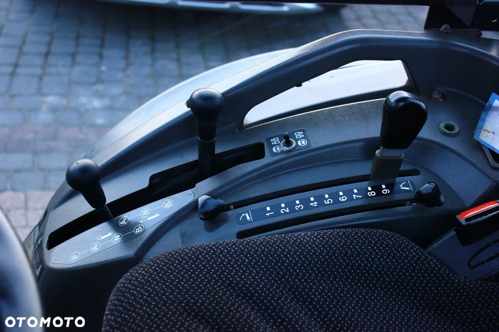 Yanmar HAKOTRAC 3500DA 4X4 HYDROSTAT - 23