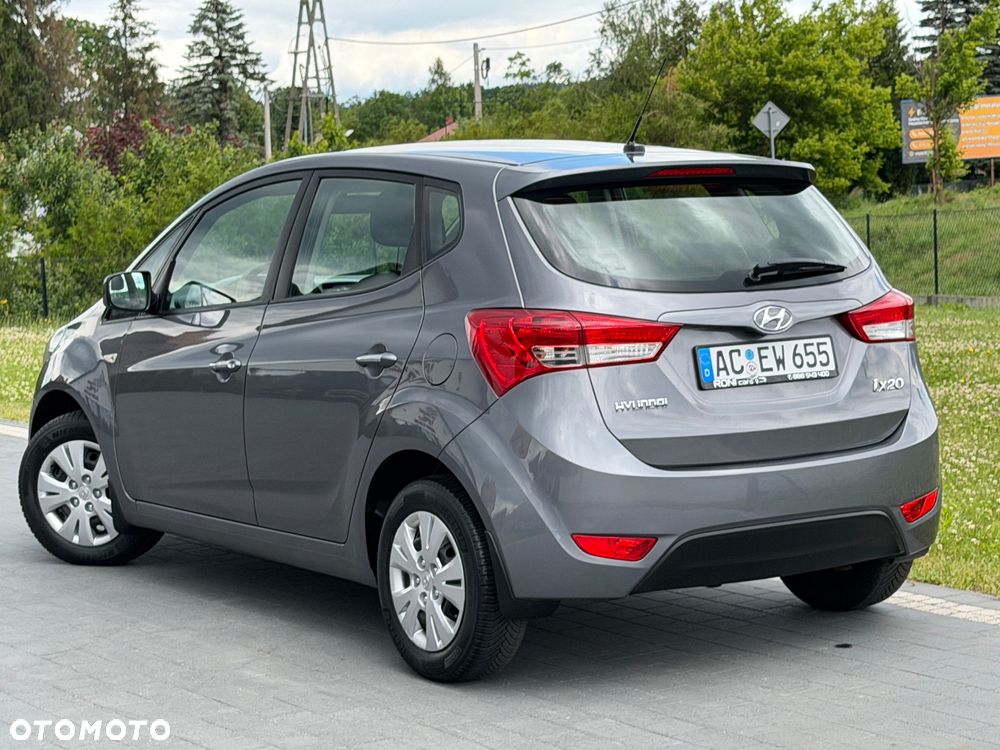 Hyundai ix20 1.4 blue Passion - 16