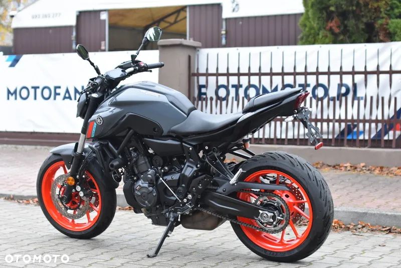 Yamaha MT - 18