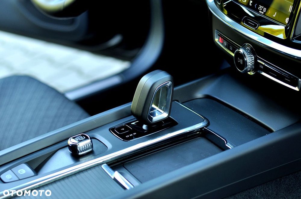 Volvo V60 B3 B Geartronic Momentum - 19