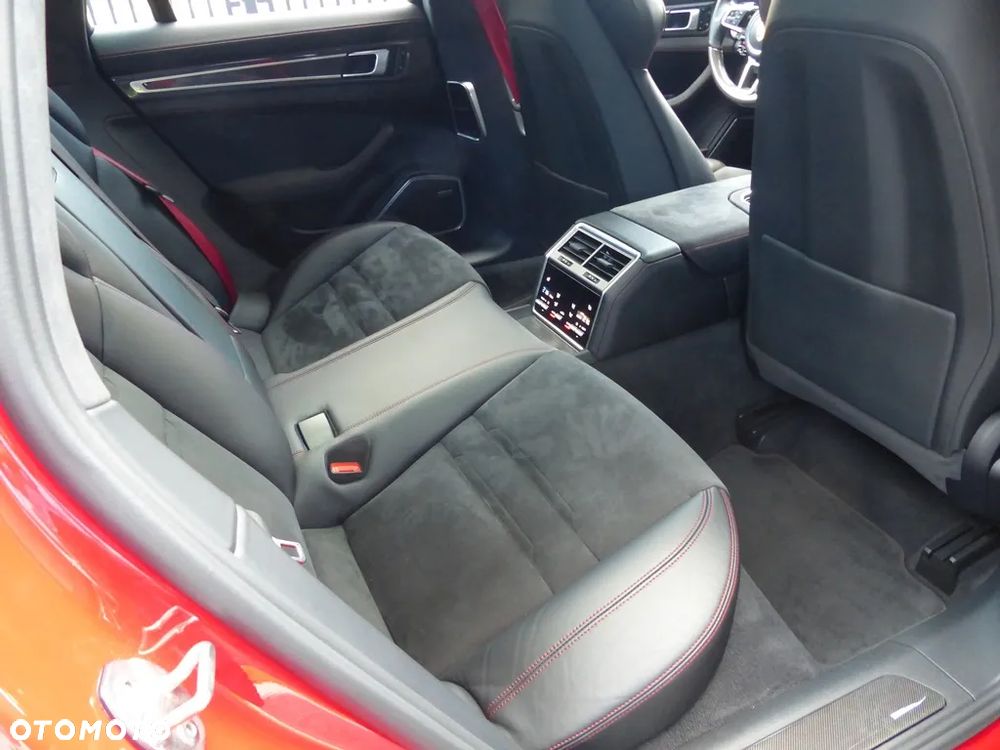 Porsche Panamera GTS GPF Sport Turismo - 14