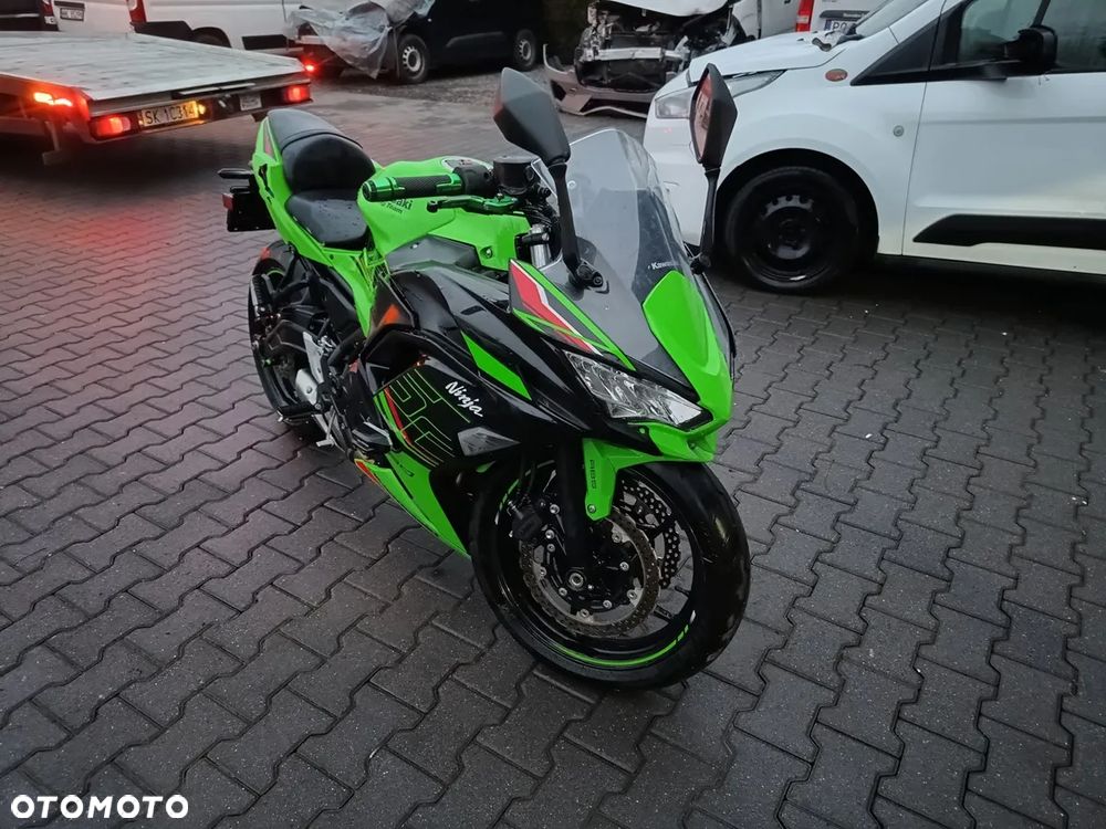 Kawasaki Ninja - 6