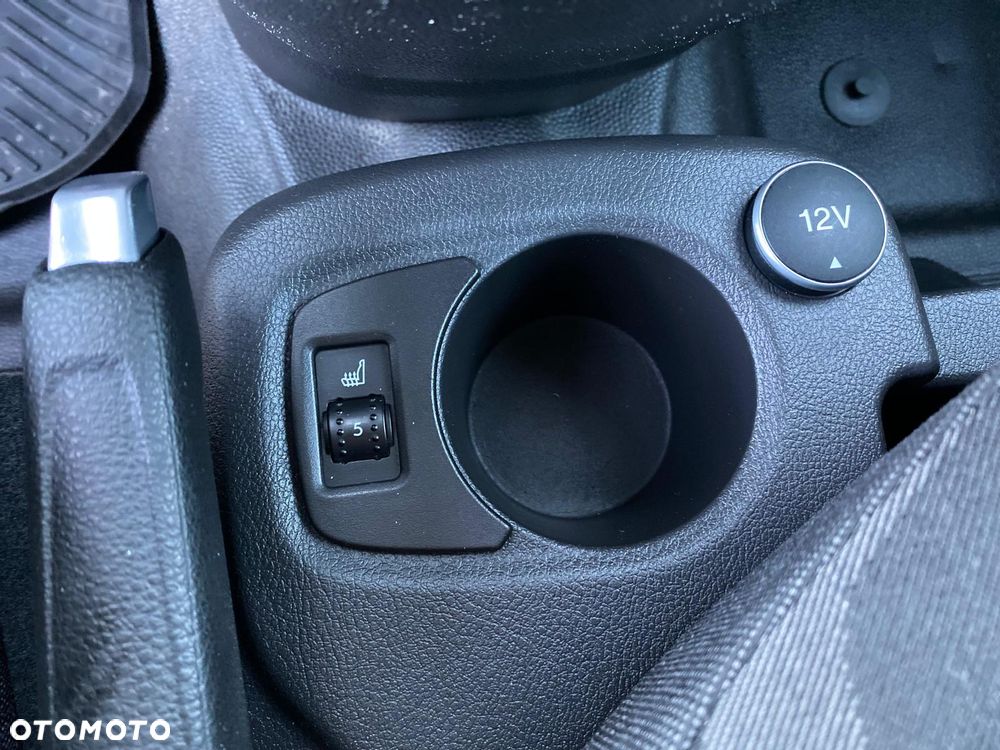 Ford CONNECT - 22