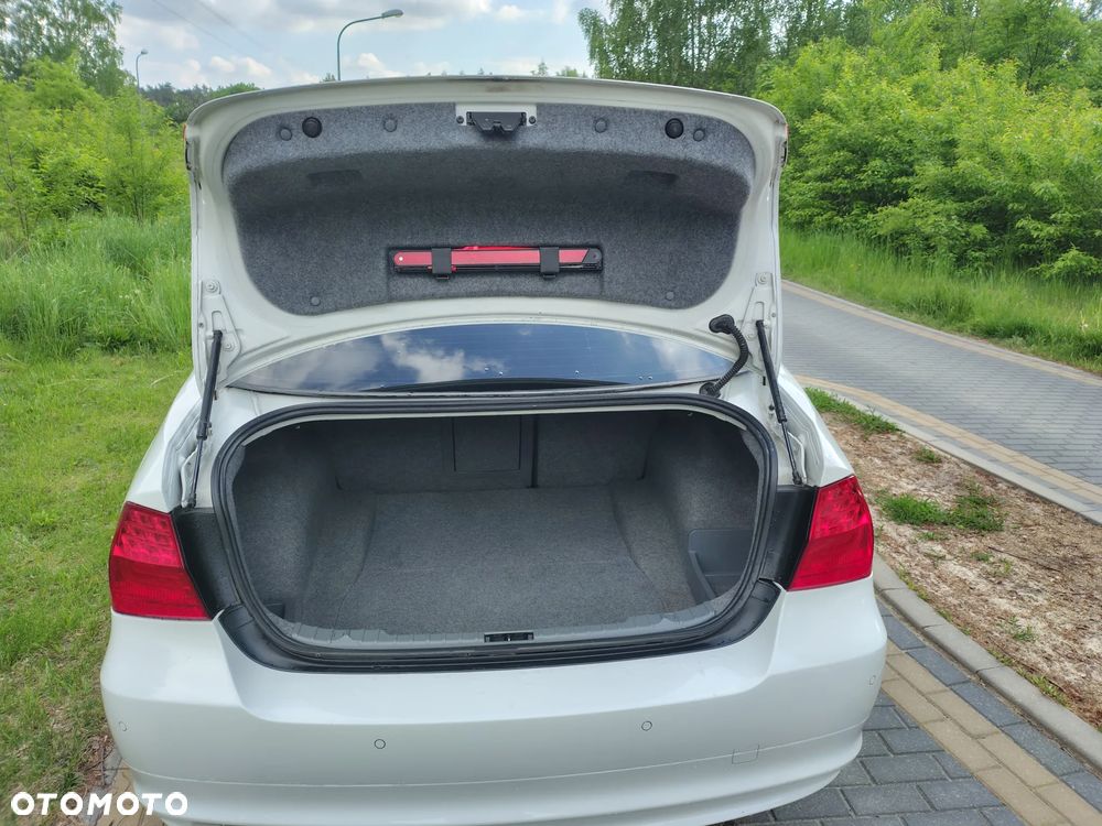 BMW Seria 3 316d - 6
