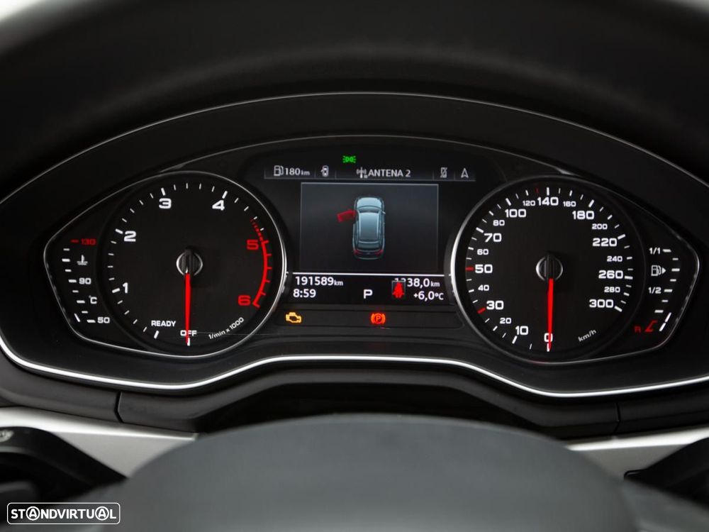 Audi A4 Avant 35 TDI S line S tronic - 25