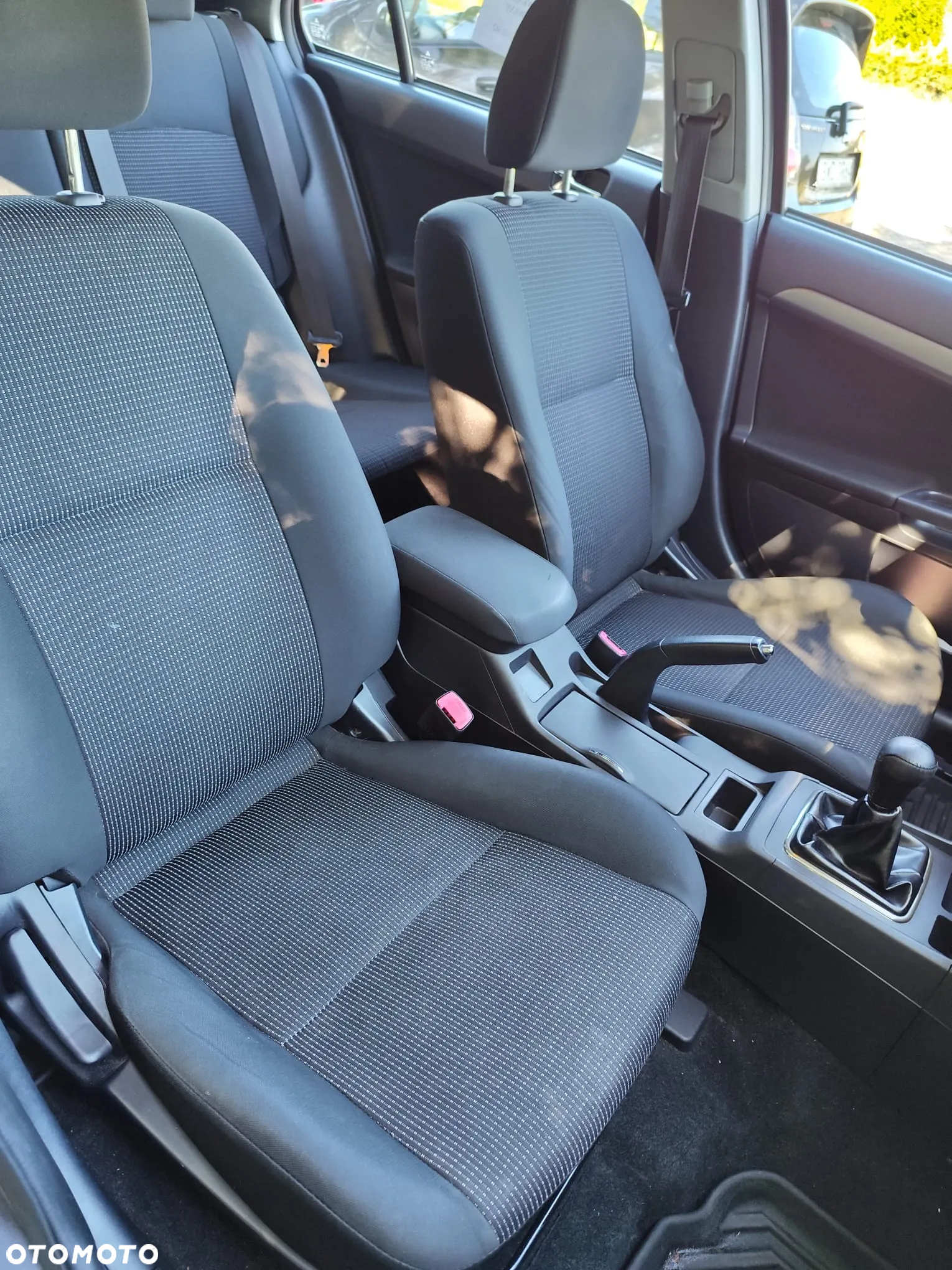 Mitsubishi Lancer 1.8 Invite - 20