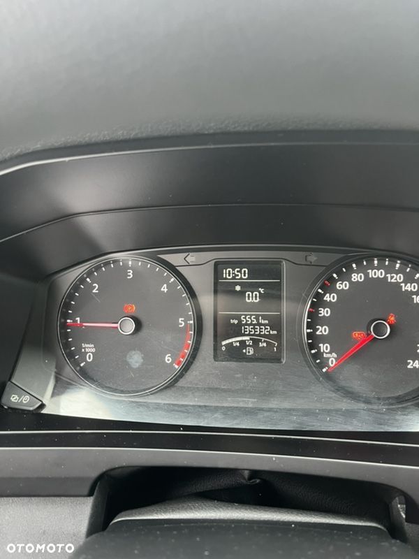 Volkswagen Transporter - 5
