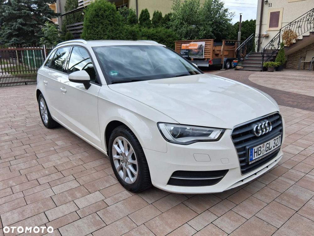Audi A3 Sportback 1.4 TFSI Attraction - 2