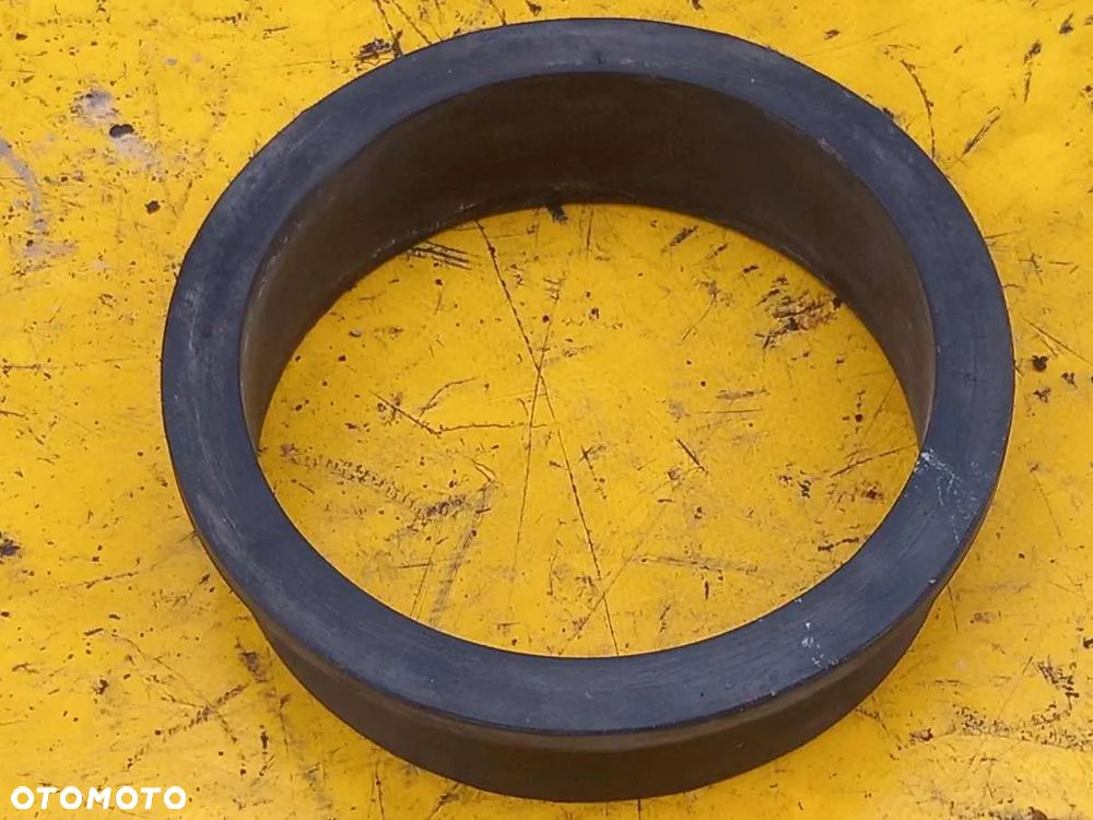 Guma uszczelka adapter filtra powietrza McCormick MTX200 - 2