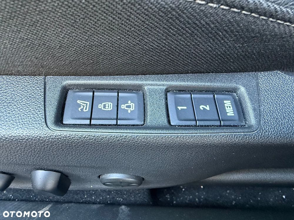 Opel Insignia 2.0 CDTI Business Elegance S&S - 16