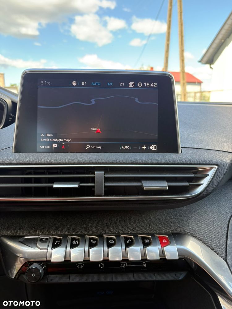 Peugeot 3008 1.6 BlueHDi Allure S&S - 21