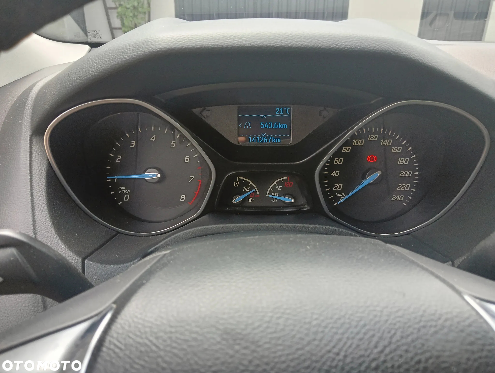 Ford Focus 1.0 EcoBoost Titanium - 24