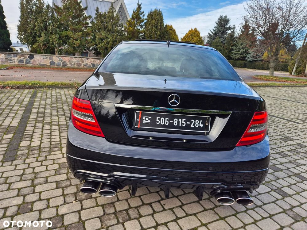 Mercedes-Benz Klasa C 180 BlueEFFICIENCY 7G-TRONIC Avantgarde - 11