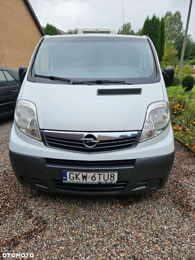 Opel VIVARO - 11