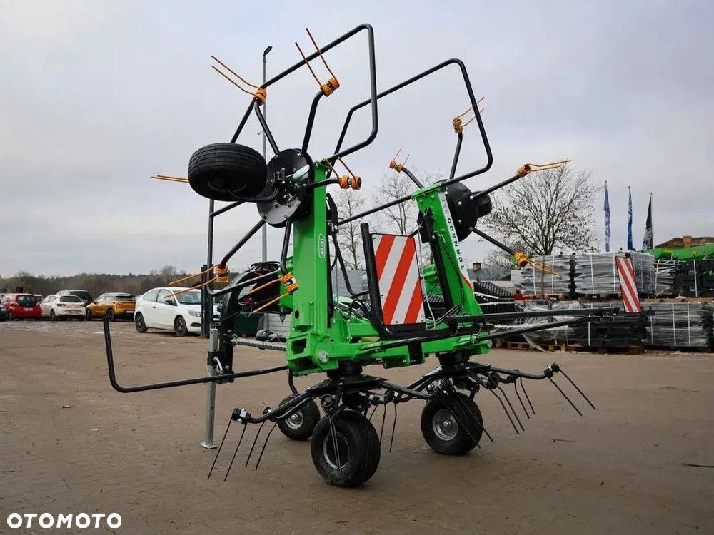 Przetrząsacz karuzelowy Talex TORNADO 550 cm 5,5m - 1