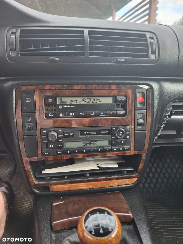 Volkswagen Passat 1.9 TDI - 6